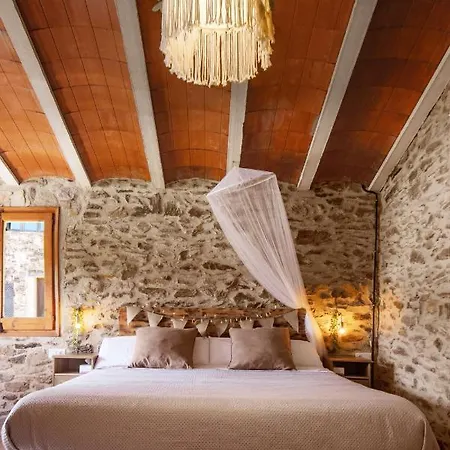 Suite Rural Estilo Farm Con Jacuzzi Y Chimenea Sant Marti Sacalm Exterior photo